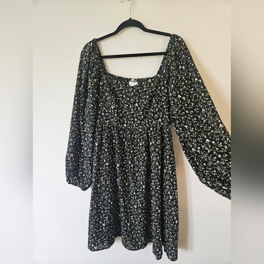 ARULA Black Floral Mini Dress